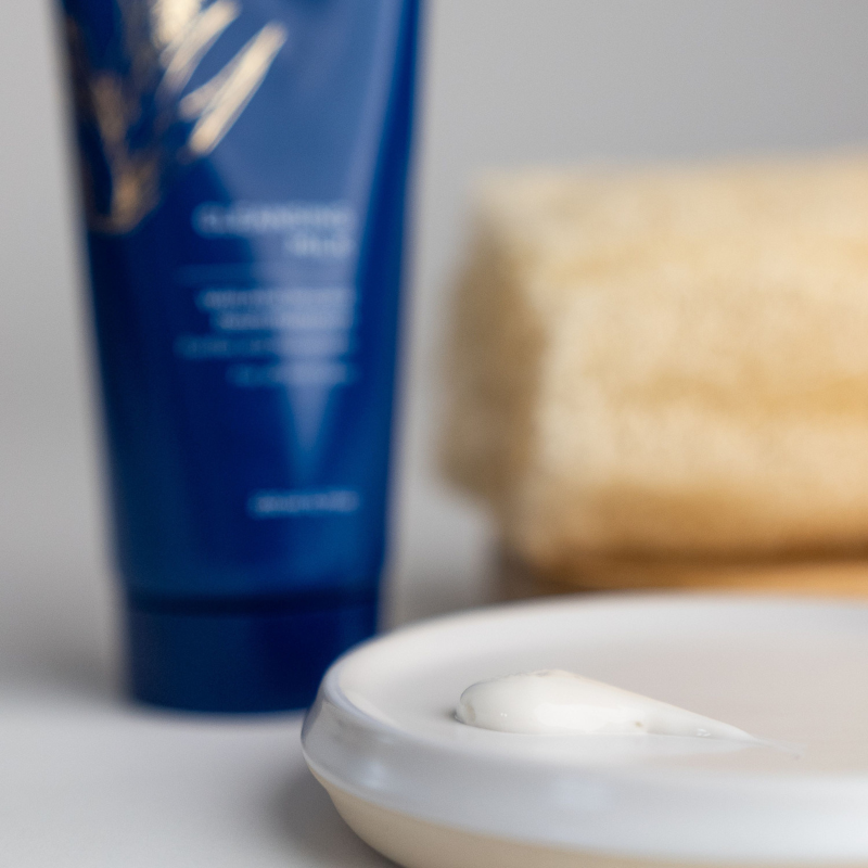 Cleansing Milk Organic - 79% Aloe Vera and Reishi Mushroom